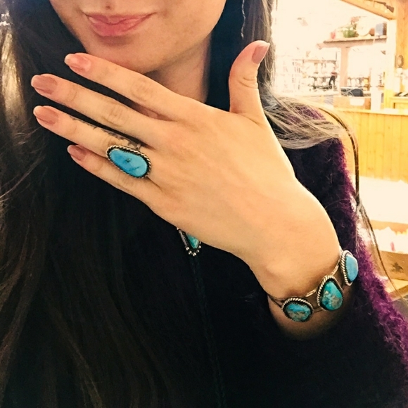 Meet your Posher, TurquoiseBoss - Picture 5 of 5